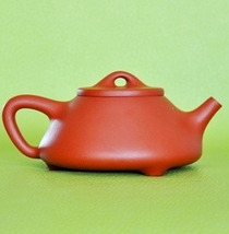 Исинский чайник 子冶石瓢（Zi Ye Shi Piao）- "каменный ковш".